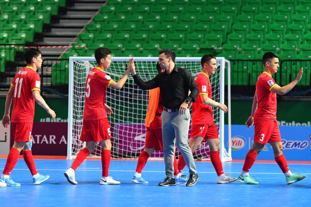 dT futsal Viet Nam that bai trong tran playoff